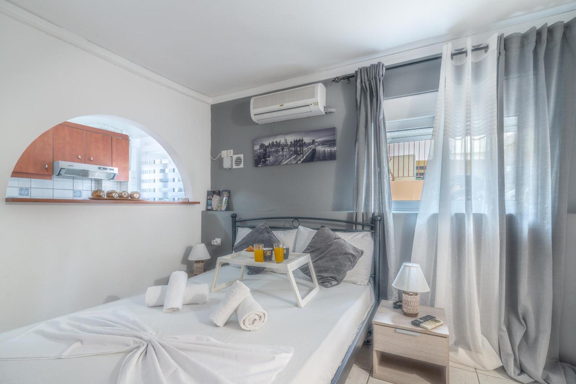 Oasis Studios In The City Centre Heraklion  Екстер'єр фото