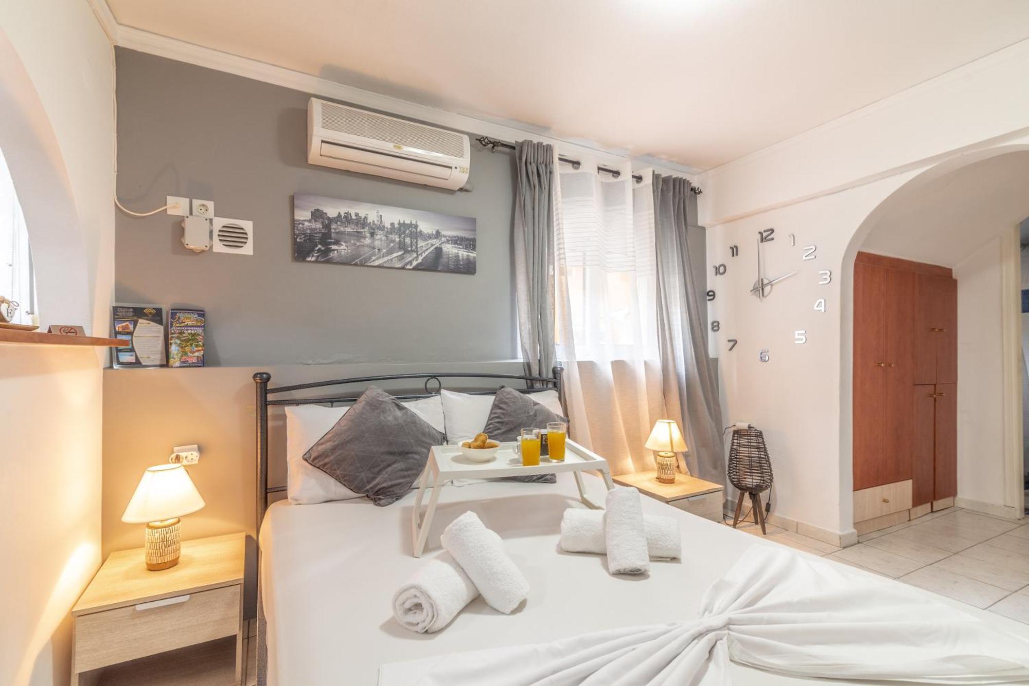 Oasis Studios In The City Centre Heraklion  Екстер'єр фото