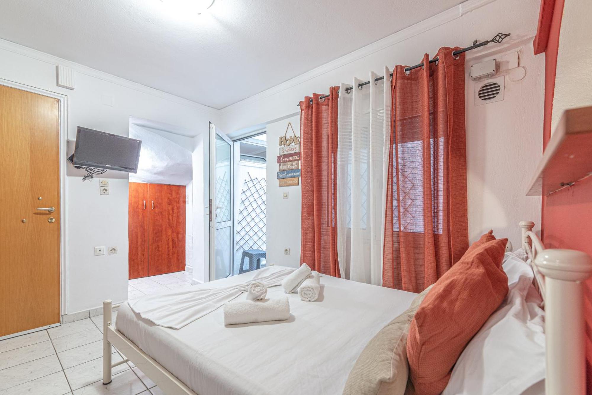 Oasis Studios In The City Centre Heraklion  Екстер'єр фото